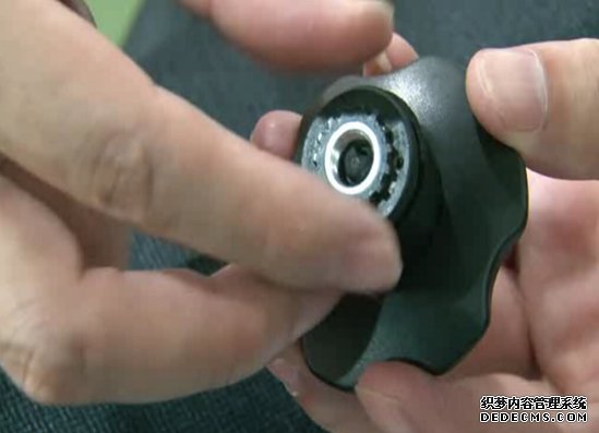 胎壓監測更換電池